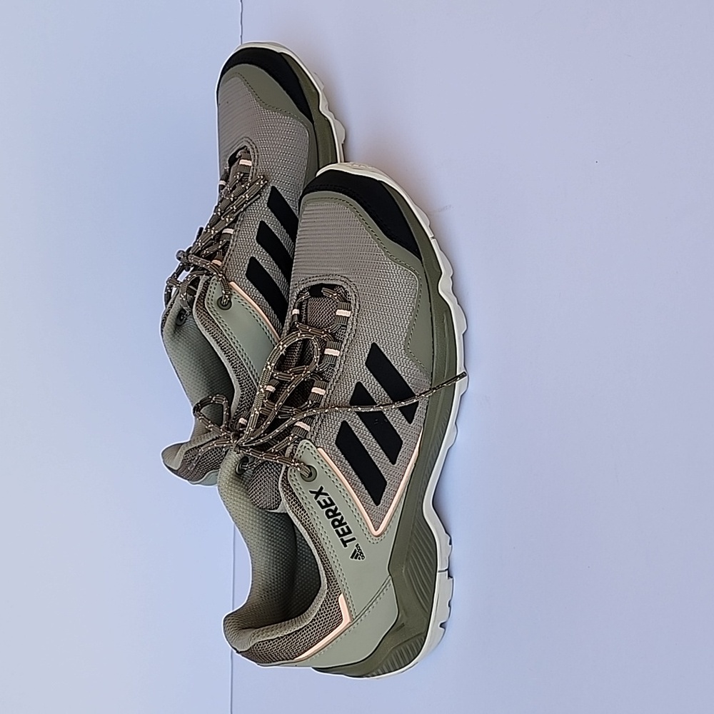 Adidas TERREK like new - Picture 4 of 10